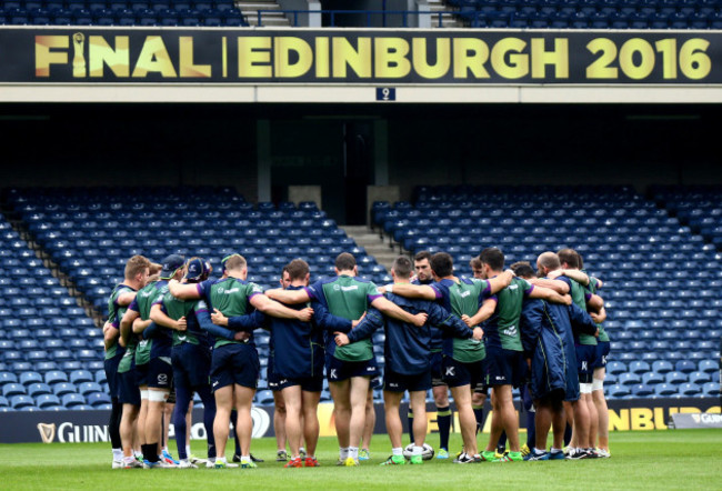 The Connacht team huddle