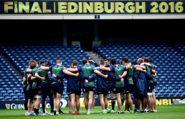 The Connacht team huddle