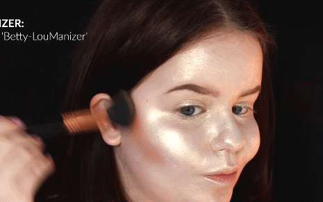 too much highlighter makeup