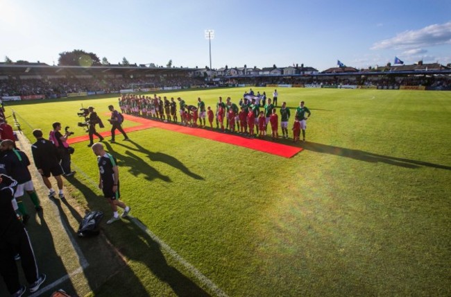 The Republic of Ireland and Belarus teams line up