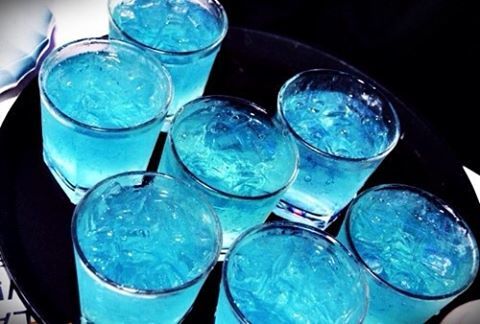 #drink #bluewkd #neon #neonblue #luminous #luminousblue #tumblr #tumblring #tumblrblue #tumblrneon #tumblrluminous