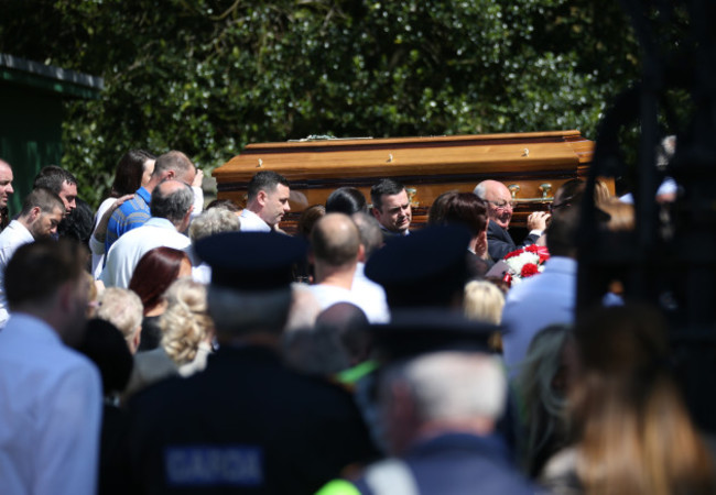 3/6/2016 Gareth Hutch Funeral. Mourners arrive for