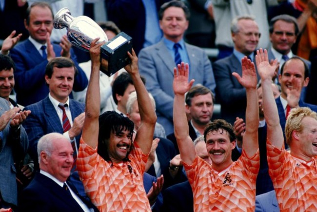 Soccer - 1988 European Championships - Holland v USSR - Final