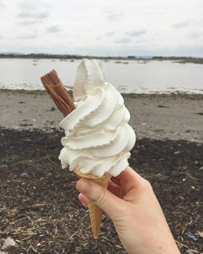 Got 99 problems but my cone ain't one #irishsummer #thesunwasoutaminuteago #99 #irishbeach #galway