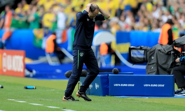 Martin O'Neill reacts to a missed chance