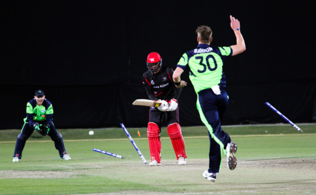 Boyd Rankin bowls Nizakat Khan