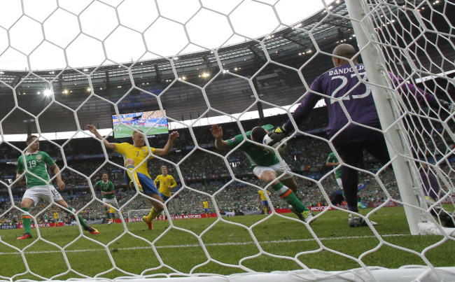 Republic of Ireland v Sweden - UEFA Euro 2016 - Group E - Stade de France