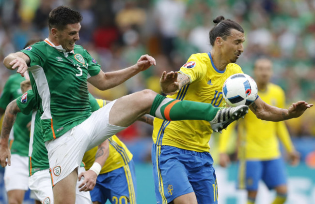 Republic of Ireland v Sweden - UEFA Euro 2016 - Group E - Stade de France