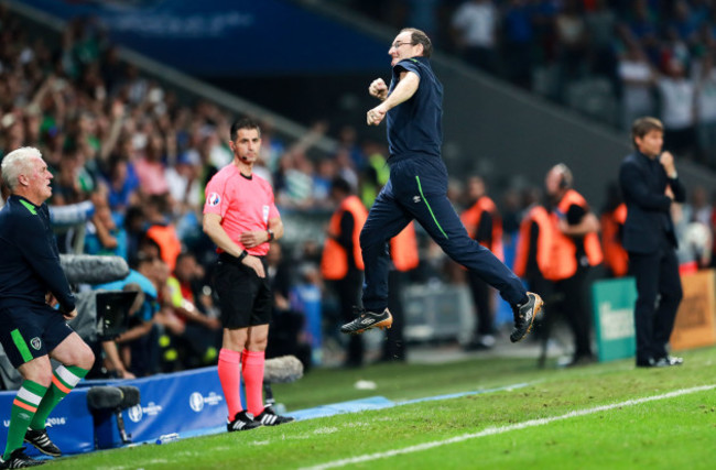 Martin O'Neill celebrates at the final whistle