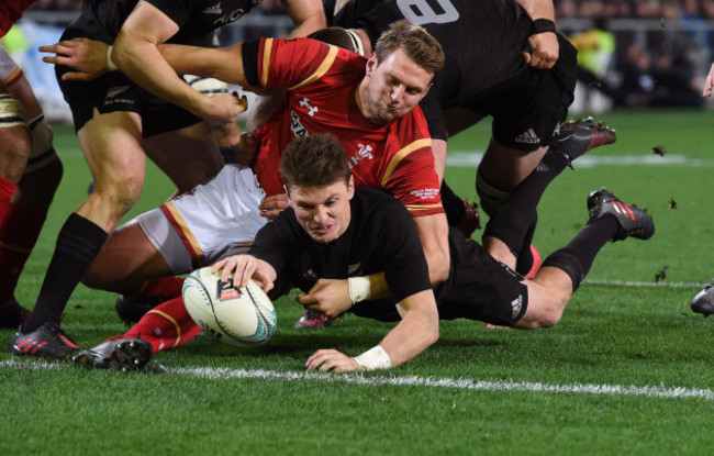 Beauden Barrett scores a try