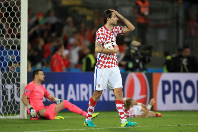 Croatia v Portugal - UEFA Euro 2016 - Round of 16 - Stade Bollaert-Delelis