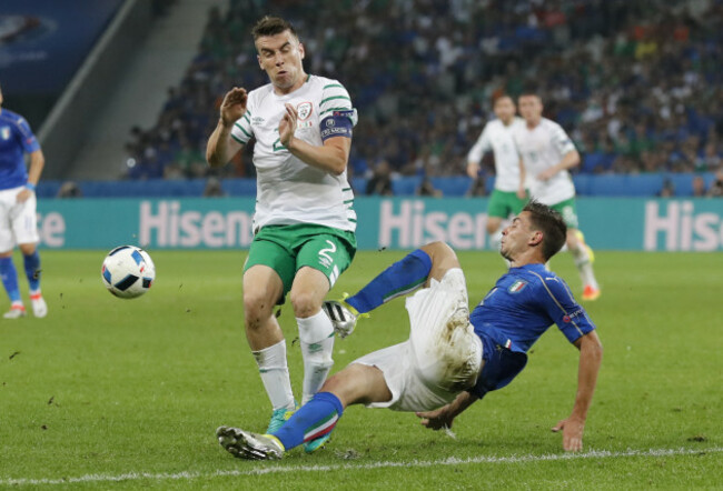 Italy v Republic of Ireland - UEFA Euro 2016 - Group E - Stade Pierre Mauroy