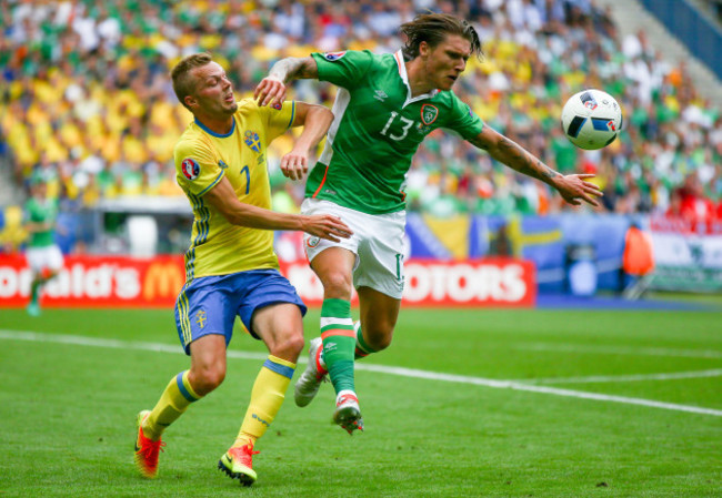 Robbie Brady with Oscar Lewicki