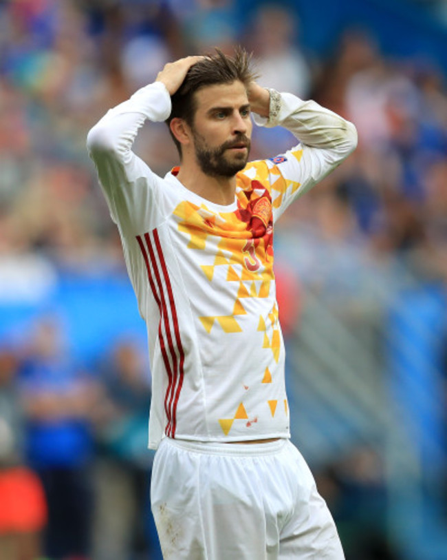 Italy v Spain - UEFA Euro 2016 - Round of 16 - Stade de France