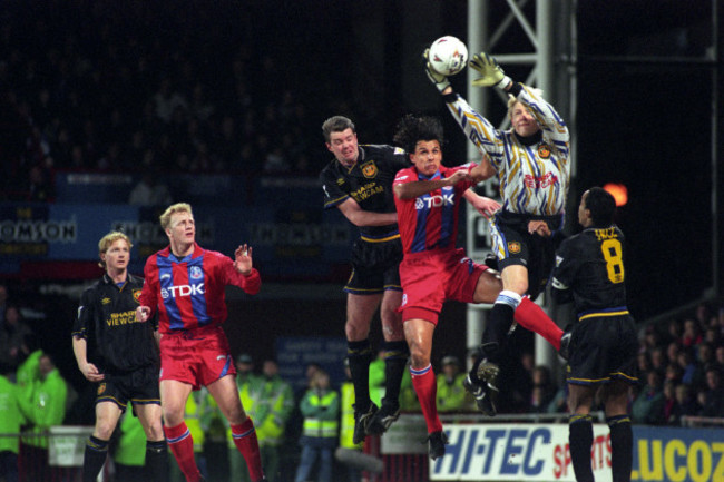 Soccer - FA Carling Premiership - Crystal Palace v Manchester United - Selhurst Park