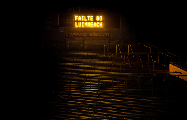 General view of the scoreboard