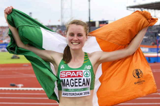 Ciara Mageean celebrates winning a bronze medal