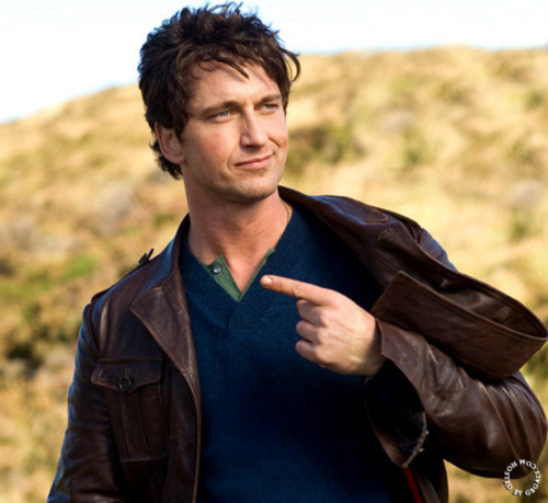 In-Ps-I-love-you-gerard-butler-23623797-500-459