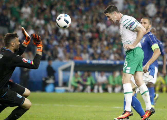 Italy v Republic of Ireland - UEFA Euro 2016 - Group E - Stade Pierre Mauroy