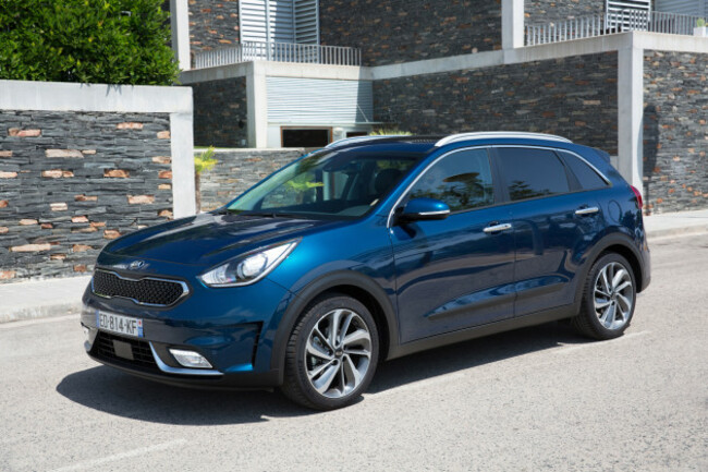 Kia_Niro_ (2)