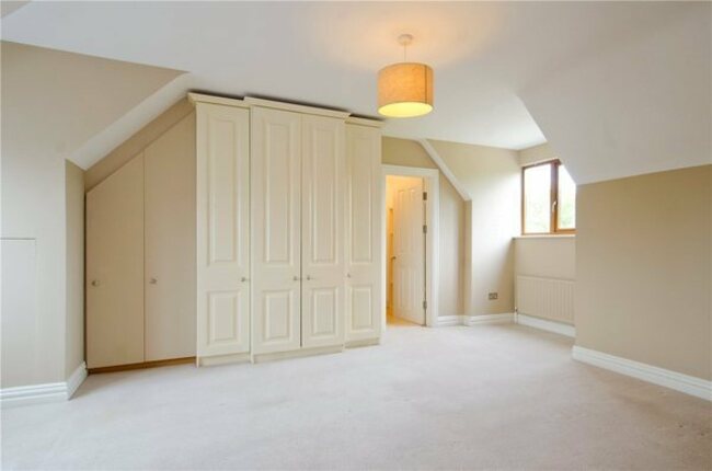 2e37fadd0126ac2bab47bad0299ff695