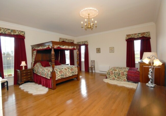 c25e927144e016364675a06e1a7b9a5b