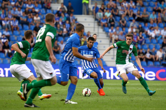 Alejandro Pozuelo with Garry Buckley