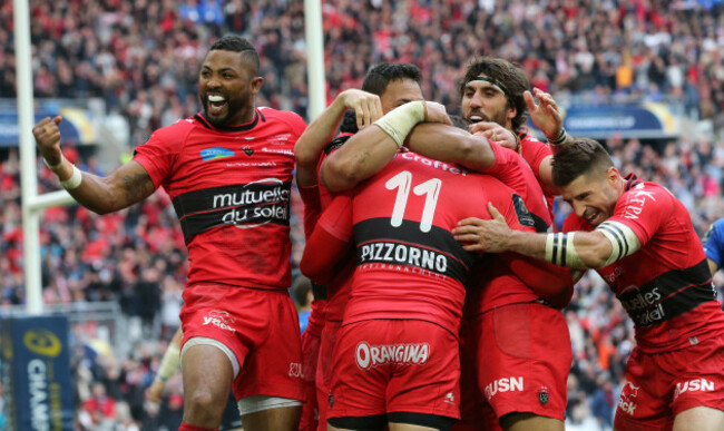 Toulon&rsquo;s Delon Armitage Chris Masoe and Juan Fernandez Lobbe celebrate Bryan Habana's try