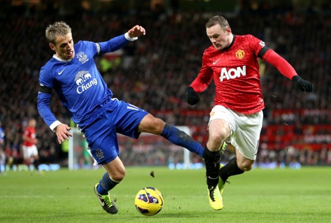 Soccer - Barclays Premier League - Manchester United v Everton - Old Trafford