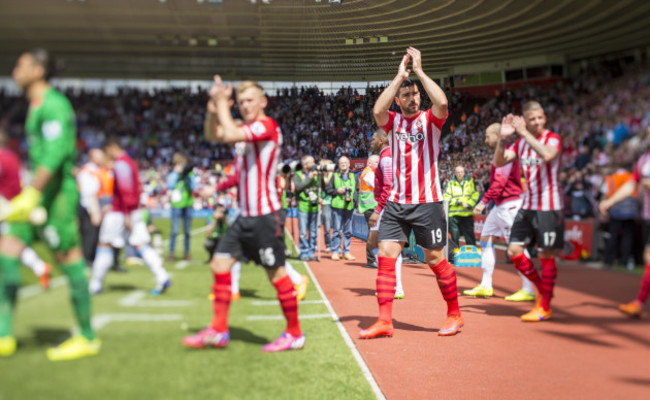 Soccer - Barclays Premier League - Southampton v Aston Villa - St Mary's