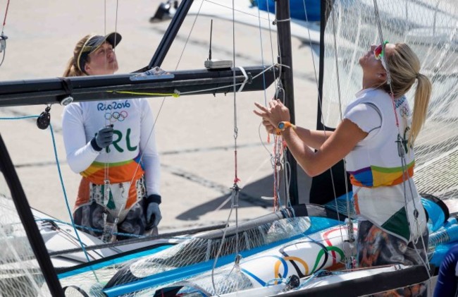 Andrea Brewster and Saskia Tidey prepare their boat