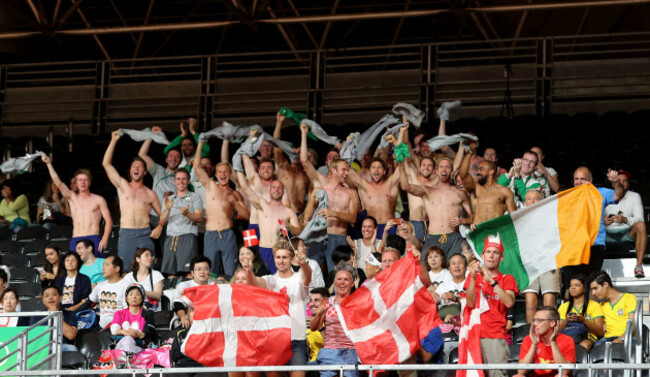 The Irish Hockey team out to support Scott Evans