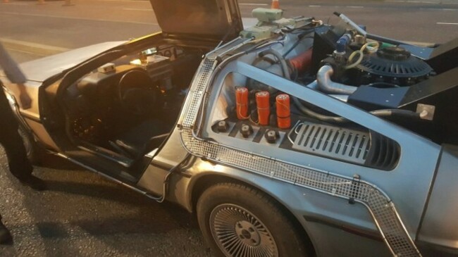 delorean2