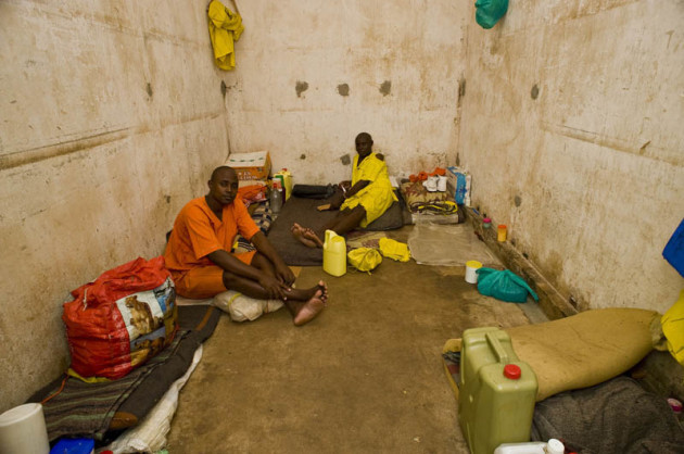 Irish Photographer Documents Life Inside Notorious Uganda Prison