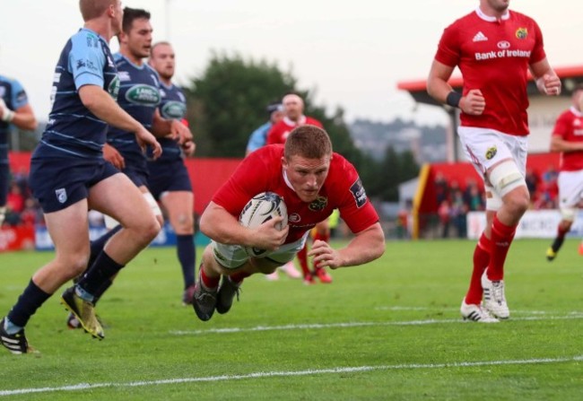 Andrew Conway scores a try