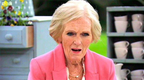 1409139043-great-british-bake-off-gbbo-mary-berry-cosmopolitan