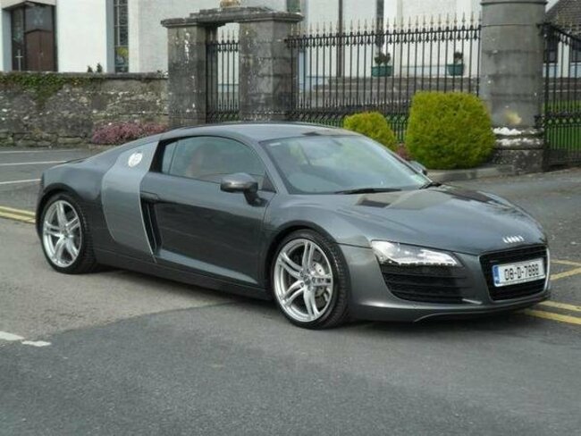 Audi R8