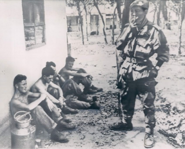 Irish_captives_in_Katanga_1961