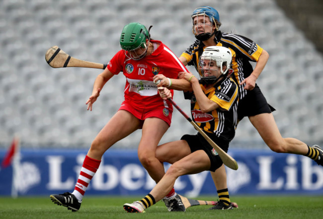 Hannah looney is fouled by Davina Tobin to win a penalty