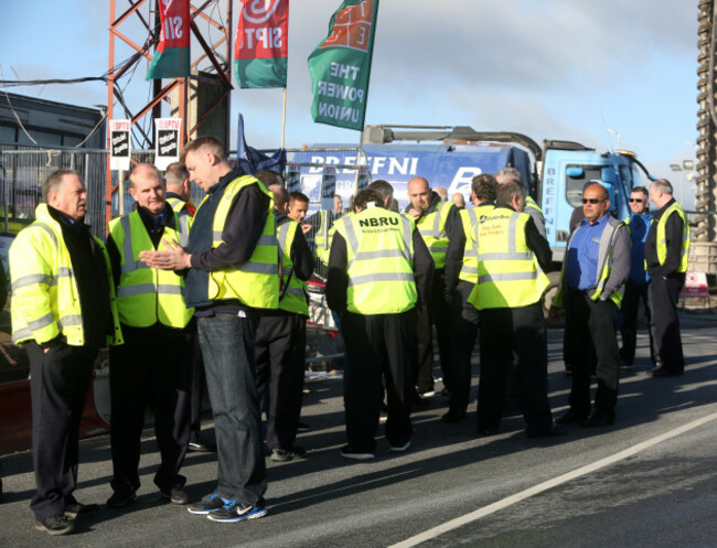 16/09/2016. Dublin Bus Drivers Strike. Pictured Du