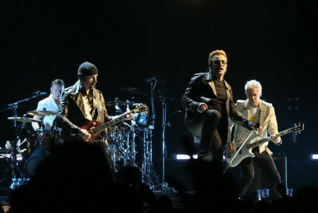 U2 live in Belfast