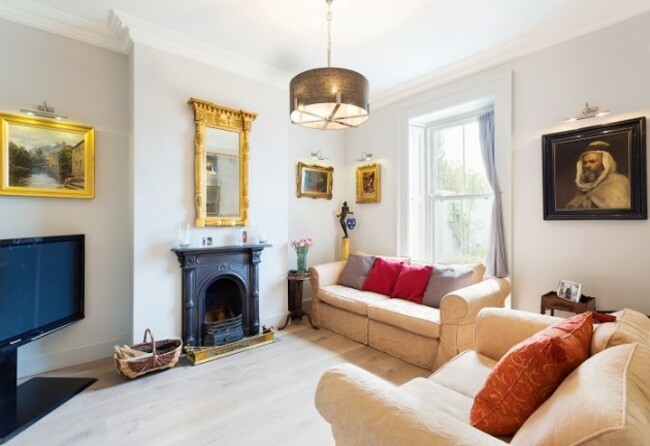 8990b060799ebd4a9eb70884013c0654