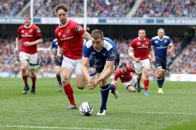 Garry Ringrose knocks on at the try line