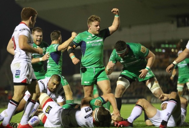 Connacht’s James Connolly  scores a try