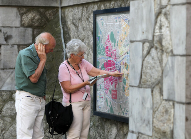 25/07/2014. Dublin Tourists. Pictured tourists loo