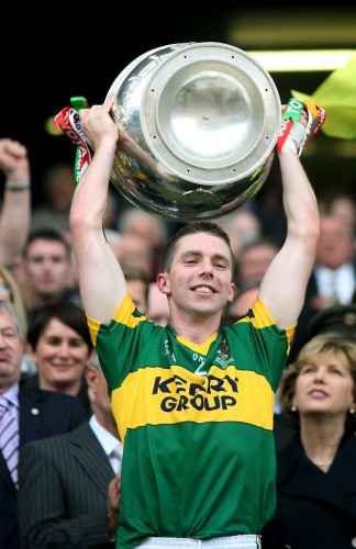 Marc O'Se lifts the Sam Maguire