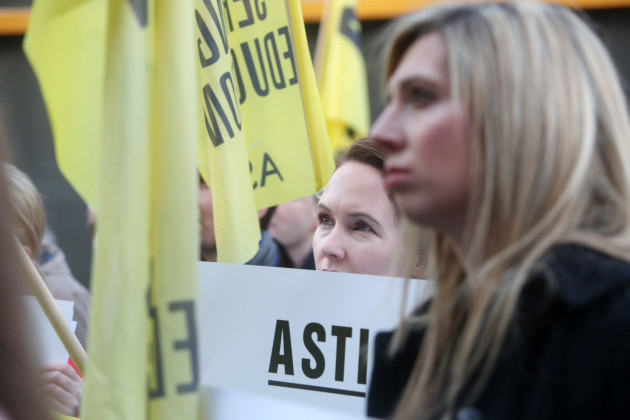 13/10/2016. ASTI Protest. Pictured The ASTI held a