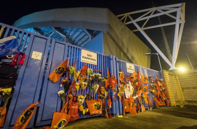 Tributes are paid to Munster head coach Anthony Foley