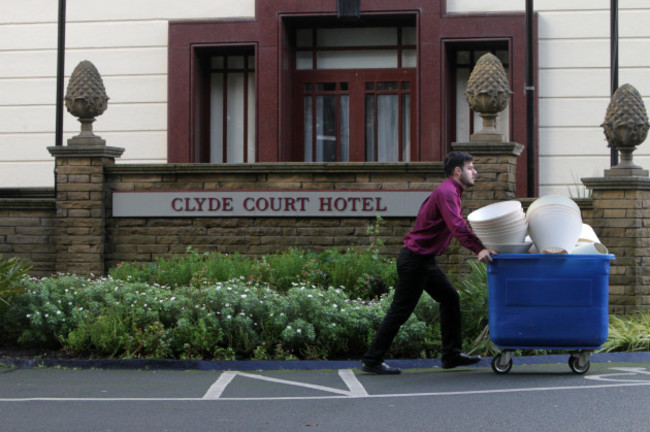 2/1/2016 Clyde Court Hotel Closes Down