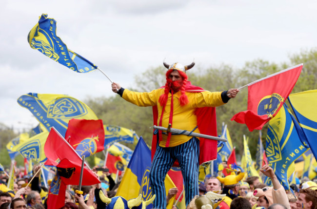 Clermont fans before the game